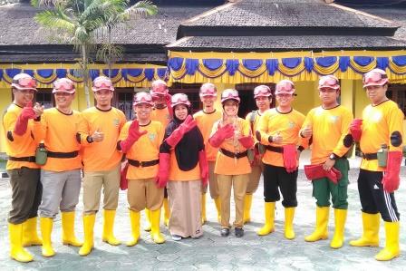 Brigade Pengendali Kebakaran Lahan dan Kebun Dinas TPHP Kobar.