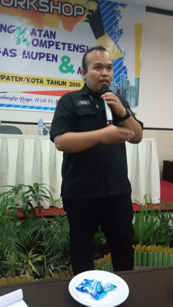 salah satu narasumber Jadmiko Agung Wicaksono dari TVRI Kalteng